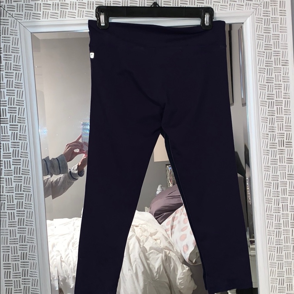 Fabletics crop leggings, size small - Picture 3 of 3